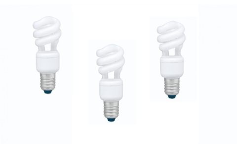 Electronice - SET 3 becuri fluorescent Panasonic, soclu E27, putere 8W, forma spirala, lumina alb calda, alimentare 220 - 240 V, Cod Produs: EFD8E27HD3E-3