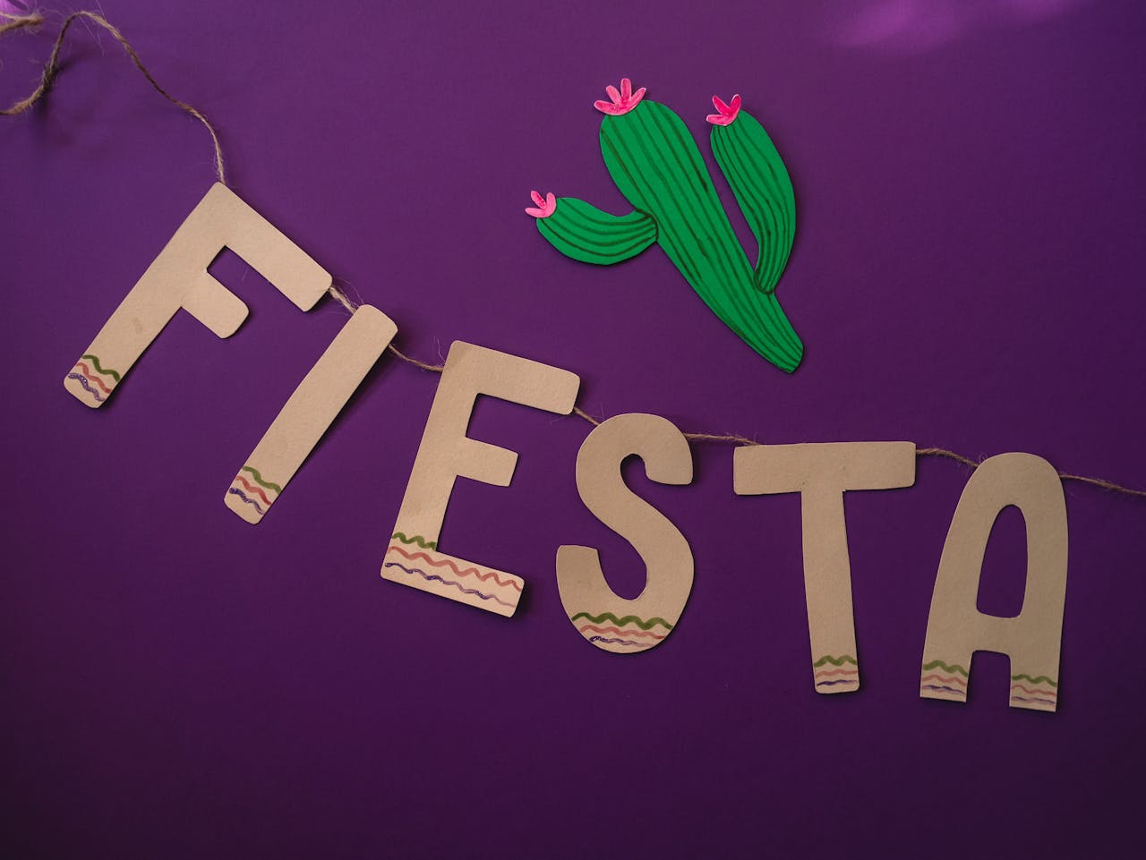 Cele mai bune accesorii pentru o petrecere mexicana vibranta