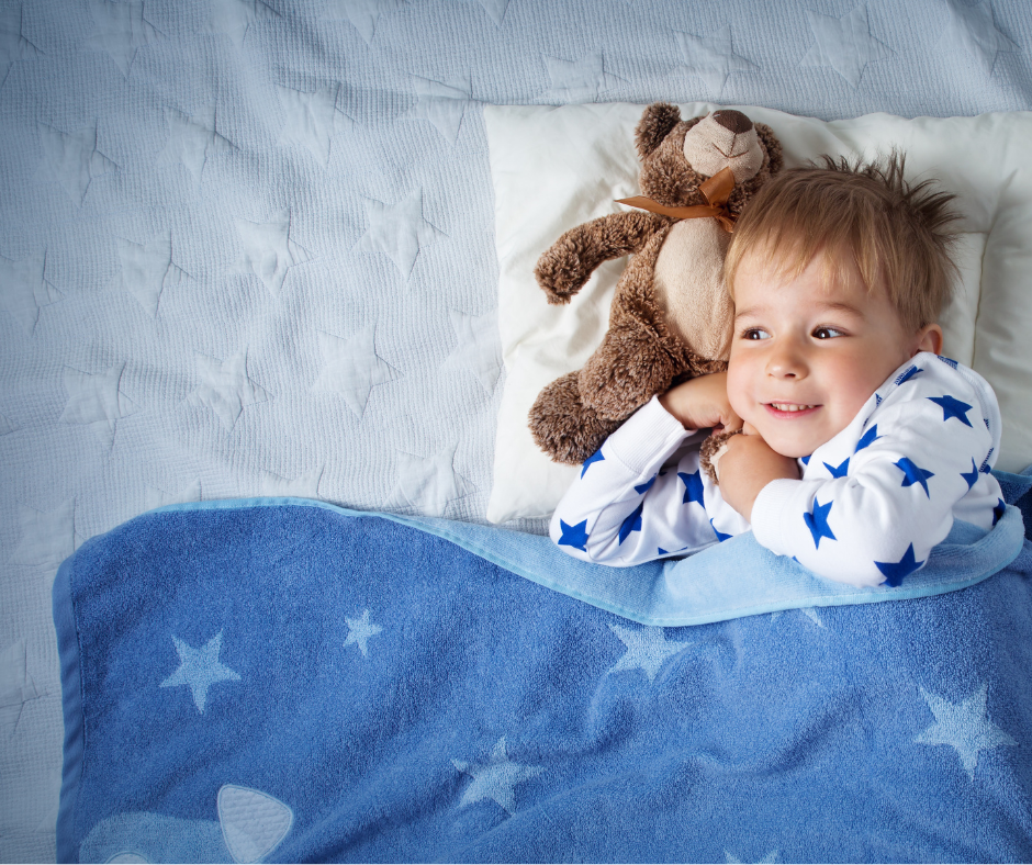 Copilul meu doarme singur- 4 aspecte la care sa fii atent in alegerea lenjeriei de pat