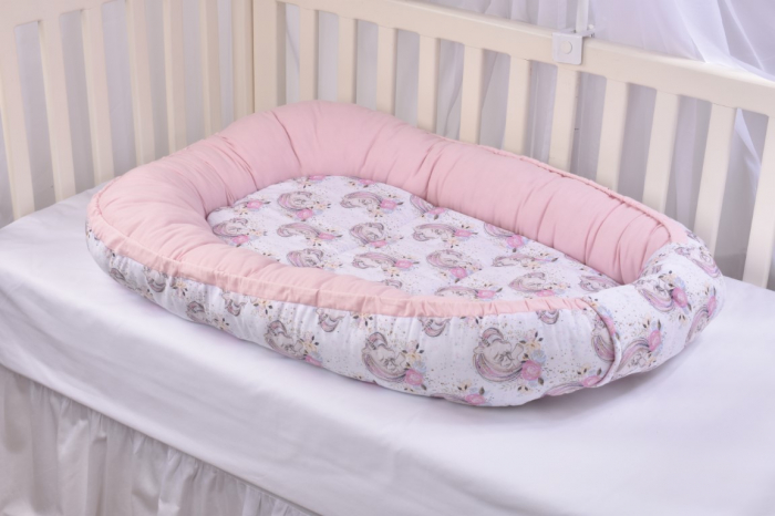 Set 3 piese babynest, paturica si pernuta model unicorni si roz [5]