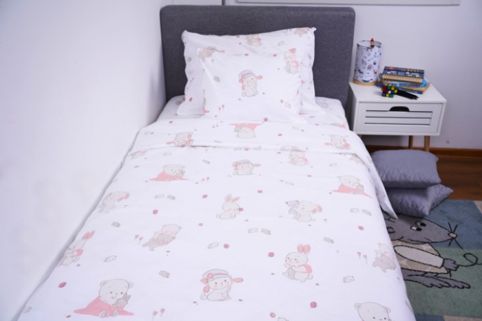 Lenjerie 3 piese pat 90x200 cm Montessorri sau o persoana model Iepurasi roz [2]