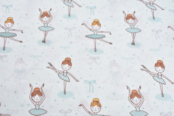 Lenjerie 6 piese patut 120x60 cm bumbac 100% model balerine pe fond verde [2]