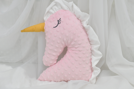 Pernuta unicorn plus roz pal [1]
