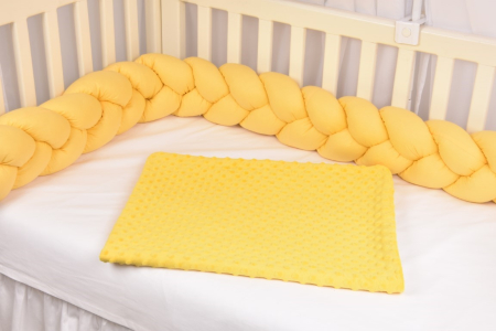 Noutati - Aparatoare impletita bumbac 100% culoare galben 240 cm