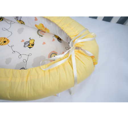 Babynest 0-6 luni bumbac 100% model albinute si galben, prindere cu siret si maner [1]