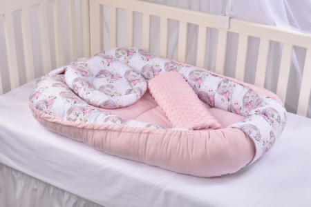 Set 3 piese babynest, paturica si pernuta model unicorni si roz [2]