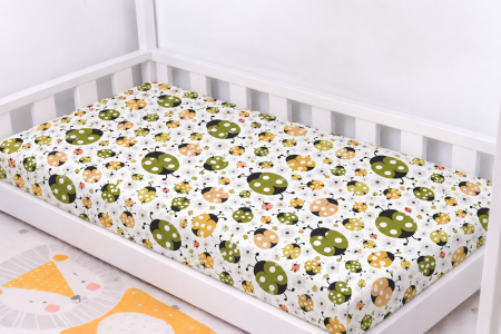 Cearșaf bumbac 100%, model buburuze verzi, pătuț 120x60 cm [1]