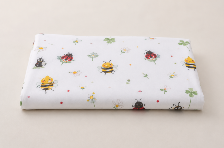 Cearșaf bumbac 100%, pătuț 140x70 cm, model buburuze și albinuțe [1]