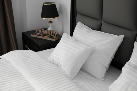 King’s Bed - lenjerie de pat Damasc 100% bumbac, dungă de 1 cm personalizabila pe dimensiuni [2]