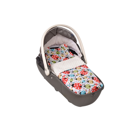 Lenjerie Patut 90x50 - Lenjerie 2 piese cosulet si landou model buburuze si plus alb