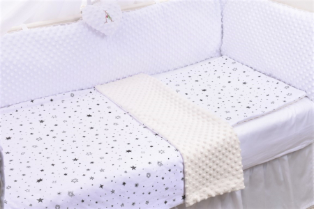 Lenjerie Pat Baieti - Lenjerie 2 piese model stelute si plus minky crem