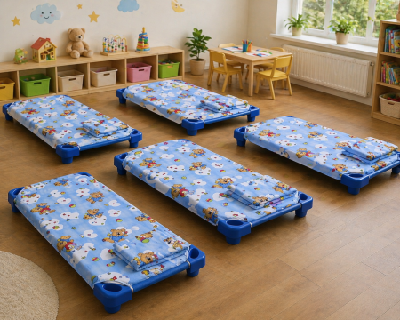 Lenjerie 2 piese pătuț stivuibil(133x58 cm) pentru grădiniță sau creșă, bumbac 100%, model Ursuleți pe fond bleu [2]