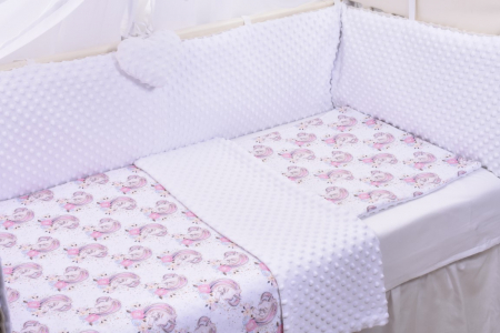 Paturica Bebe cu Lunile - Lenjerie 3 piese patut 140x70 cm model unicorni si plus minky alb