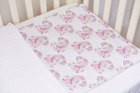 Pachet cadou bebelus Iepuras Paste , 2x scutece muselina, pernuta plata, model Unicorni [3]