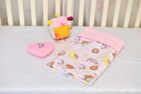 Pachet cadou Iepuras Paste si paturica model printese plus roz pal [3]