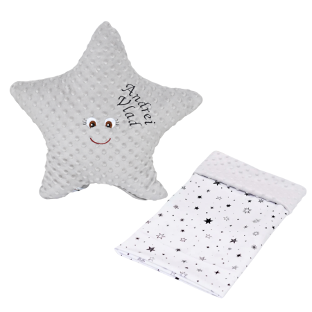 Set Cadou Nou Nascut Baiat - Set cadou personalizat pentru bebeluși 2 piese, pernuță steluță și paturică moale „Cer înstelat”