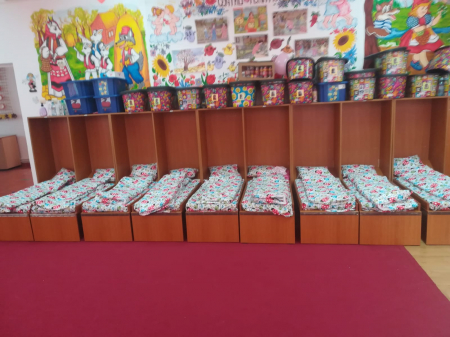 Set lenjerie 3 piese pentru patut  incastrabil gradinita model buburuze [5]