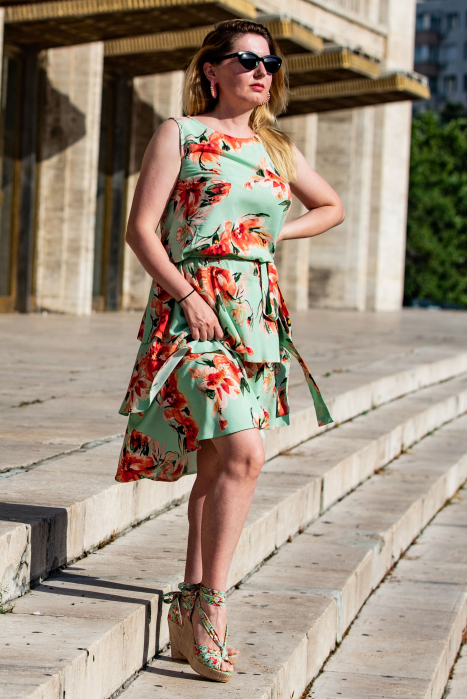 Rochie cu volane mint cu imprimeu floral [2]