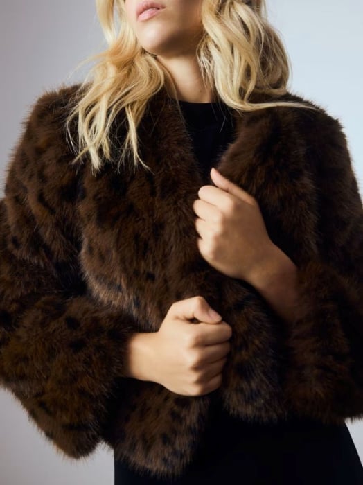 jacheta-din-blana-artificiala-foster-culoare-animal-print [1]