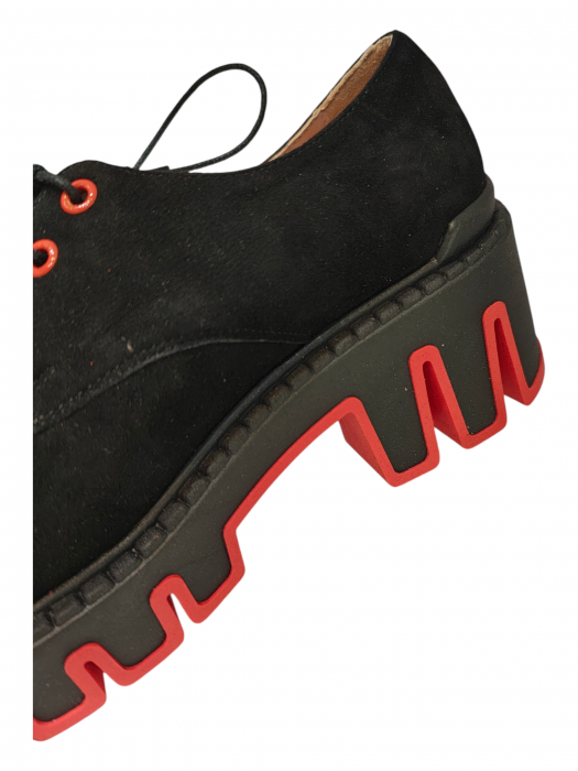 pantofi-cu-siret-si-talpa-supradimensionata-diane-marie-p-297 [5]