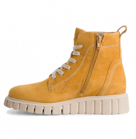 WINTER SALES - Ghete dama Tamaris 1-25268-43, piele intoarsa, galben