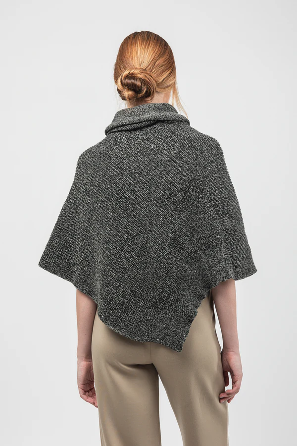 poncho-dama-anekke-41274-052 [1]