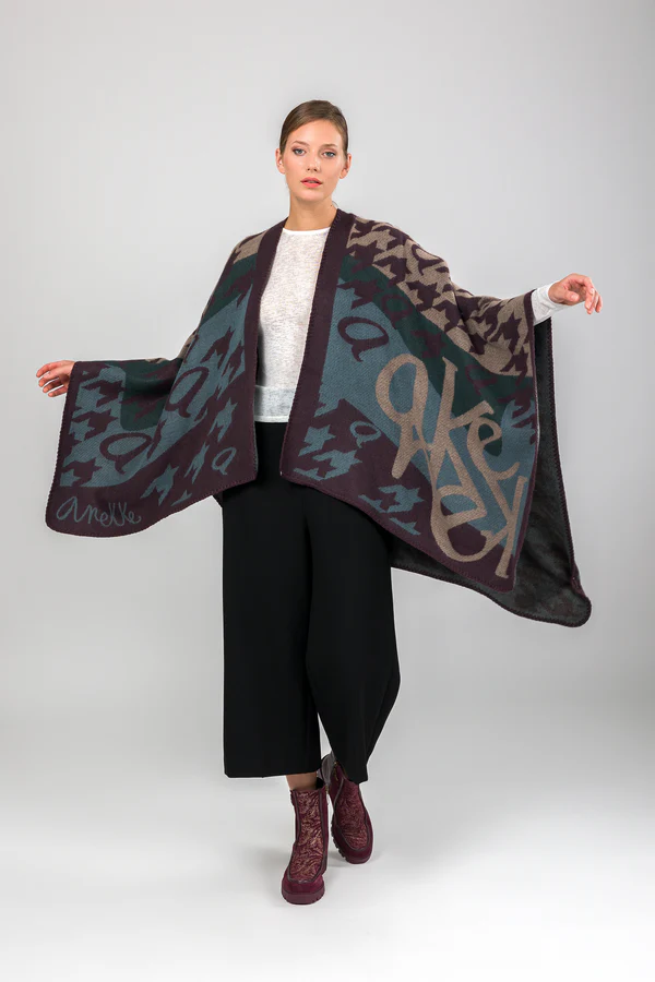 poncho-dama-anekke-41284-003 [1]