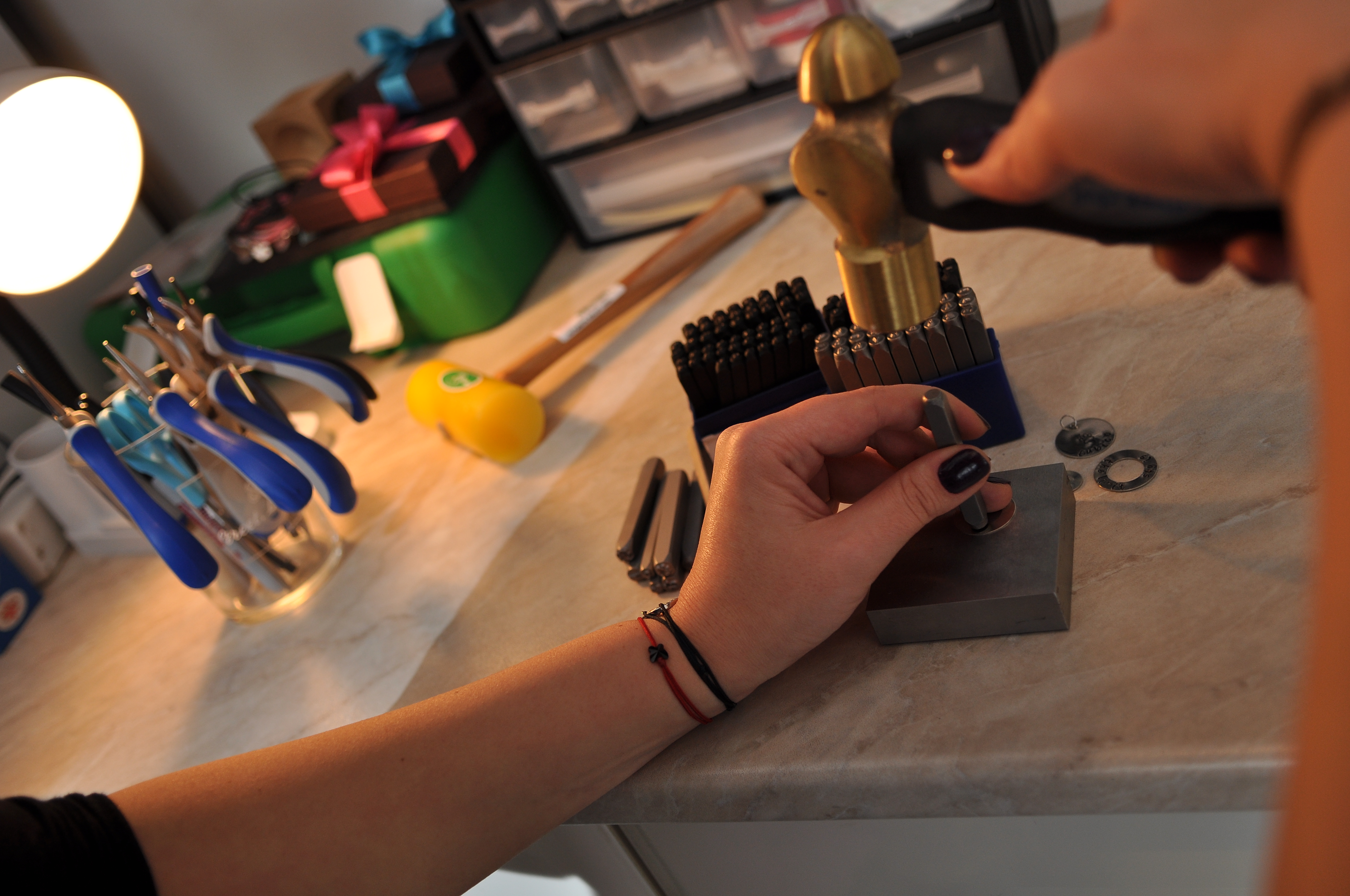 Primele bijuterii cu nume