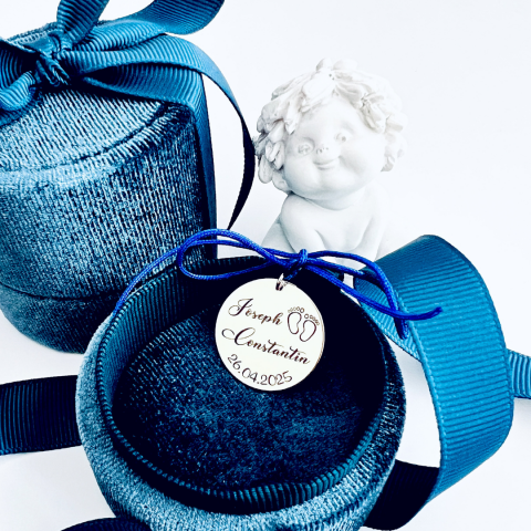 Banuti argint botez / mot personalizati - Bănuț moț din Argint Personalizat cu Simbol Tălpițe