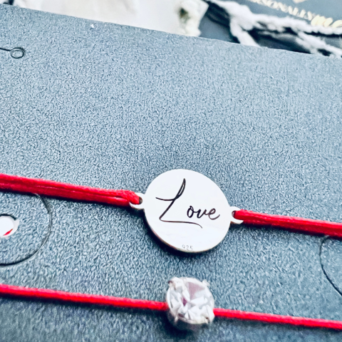 Cadouri adolescenti - Brățară argint, personalizată șnur reglabil - Love