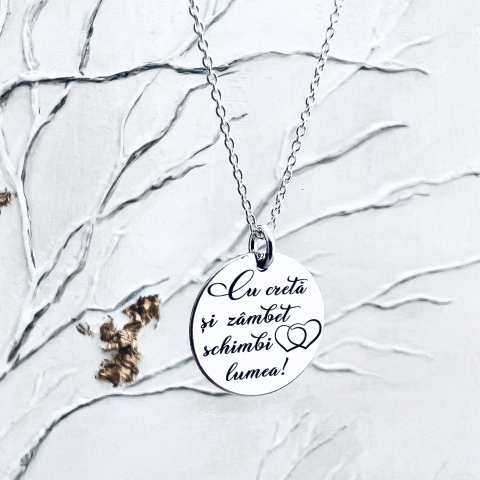 Bijuterii Personalizate - Lantisor personalizat din argint - Cu creta si zambet
