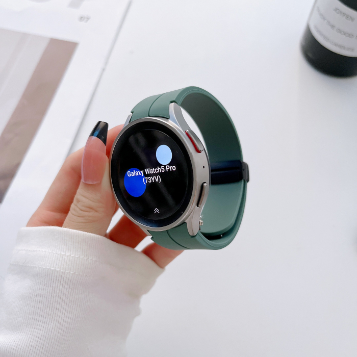 Curea compatibila smartwatch Samsung Watch 5 / 4, 20 mm, Quick Release cu inchidere magnetica, Display 40/42/44/45/46mm, Verde inchis [3]