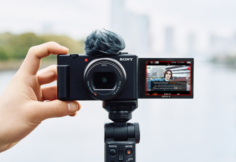 Sony lanseaza noua camera de vlogging cu obiectiv superangular cu zoom, ZV-1 II 