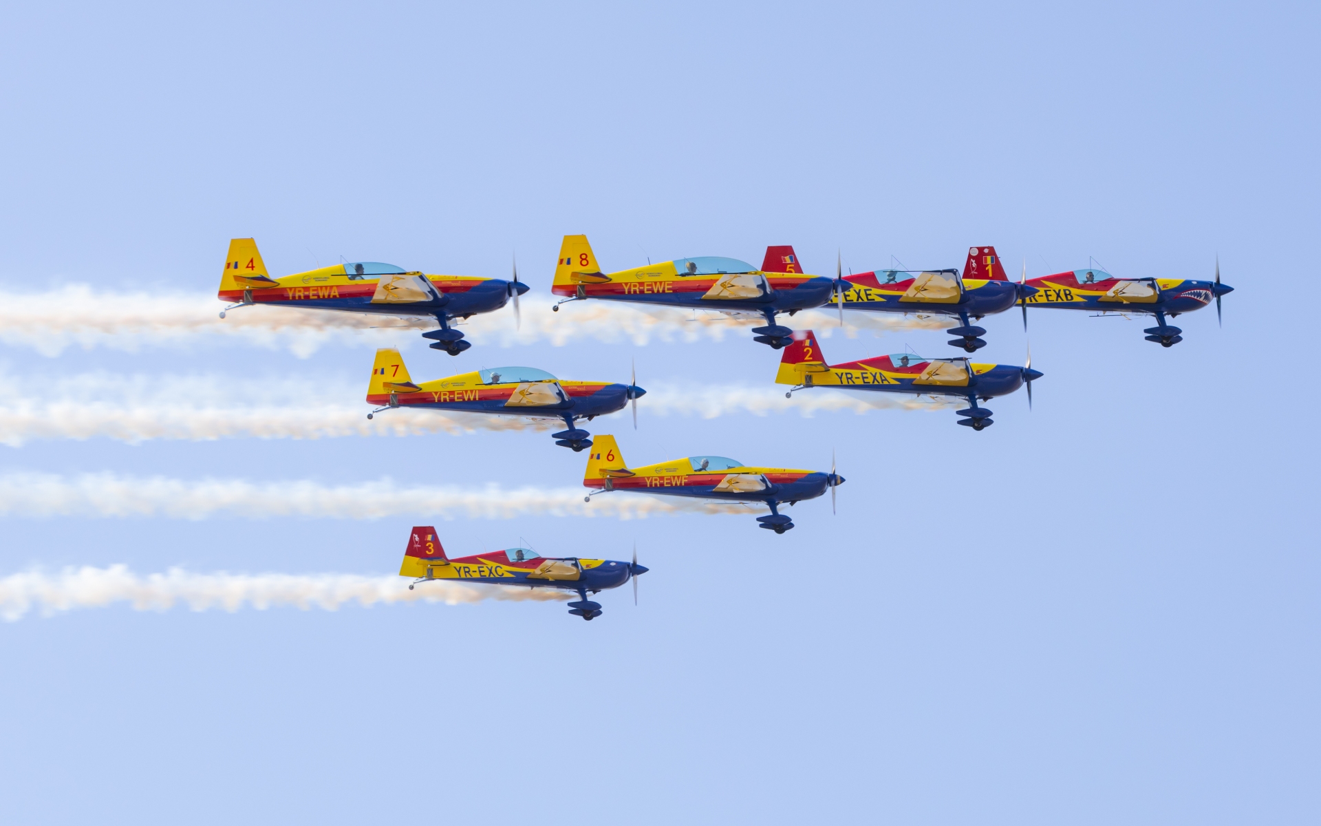 Sarbatorim Ziua Aviatiei Romane prin fotografie