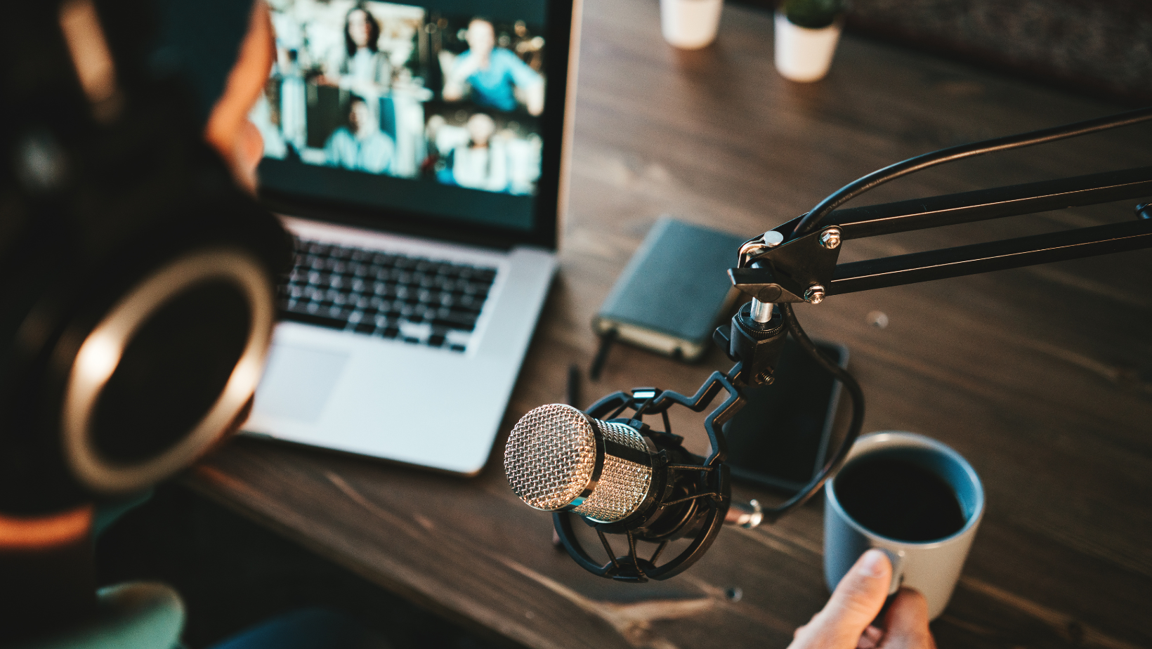 Rode PodMic pentru podcast: ce alegi?