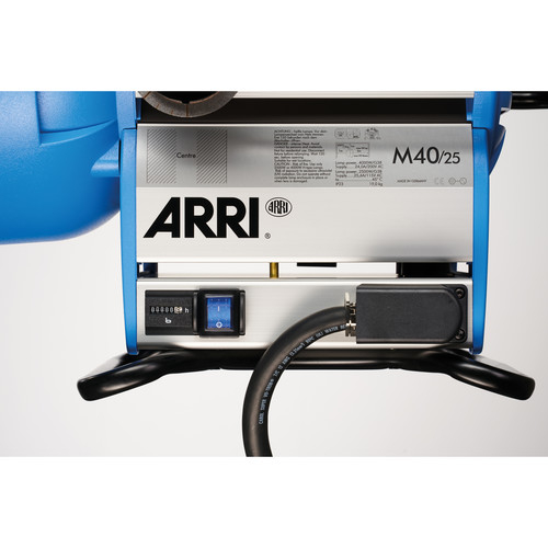 Arri Sursa de iluminare PAR HMI M40/25 4000W/2500W [12]