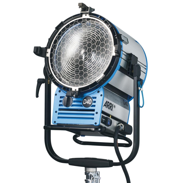 Arri Sursa de iluminare HMI Fresnel True Blue D40 [4]