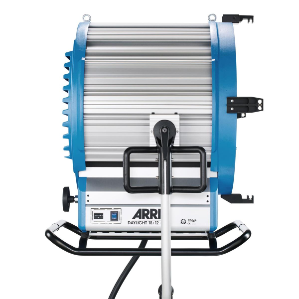 Arri HMI Fresnel Daylight 18/12 [5]
