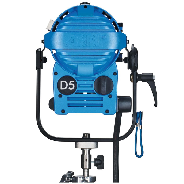 Arri Sursa de iluminare HMI Fresnel True Blue D5 [6]