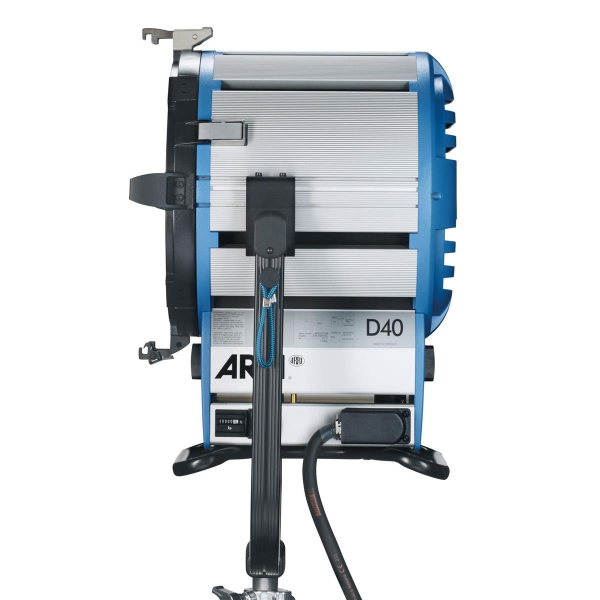 Arri Sursa de iluminare HMI Fresnel True Blue D40 [8]