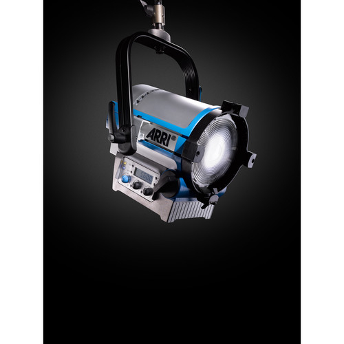 Arri Lampa LED Fresnel L5-C [2]
