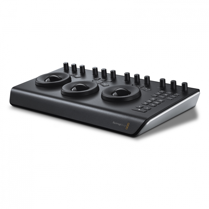 Blackmagic Design DaVinci Resolve pupitru editare video portabil [2]