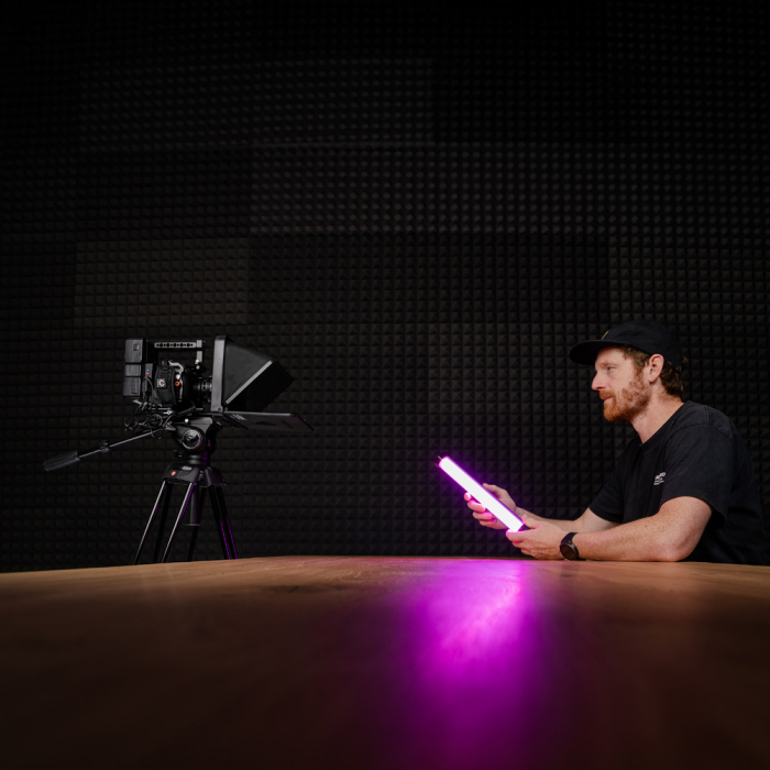 Caruba Teleprompter pentru smartphone si tableta de maxim 20cm [9]