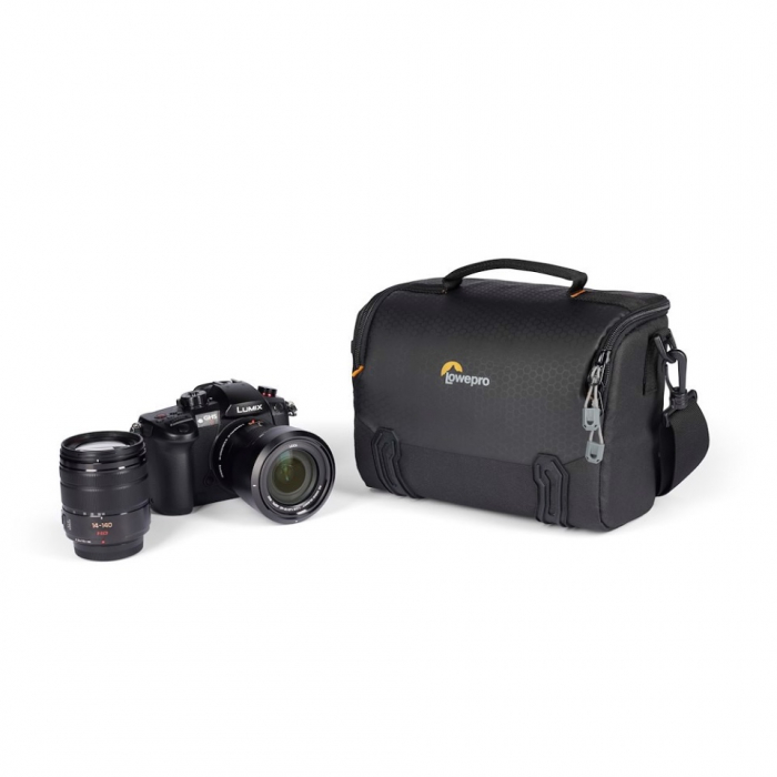 Lowepro Adventura SH 160 III [7]
