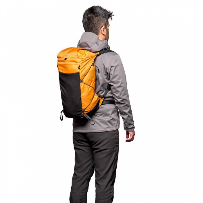 Lowepro Runabout 18L rucsac pliabil [8]