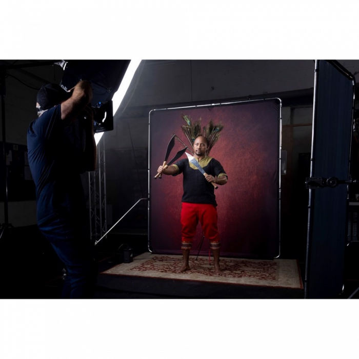 Manfrotto EzyFrame Fundal cu cadru 2 x 2.3m Crimson [5]