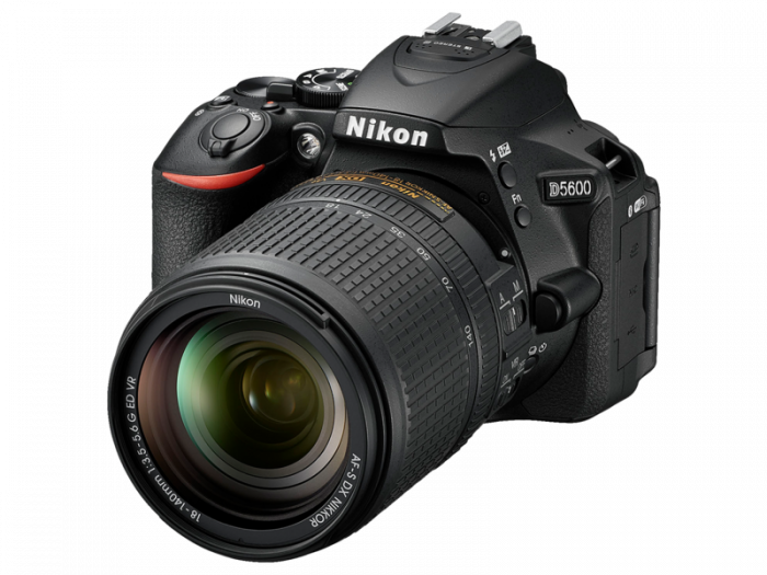 Nikon Aparat foto DSLR D5600 24.2MP Kit AF-S 18-140mm VR [1]