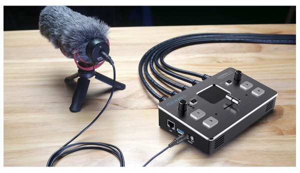 RGBlink Mini Mixer video cu vizualizare multi-view [7]