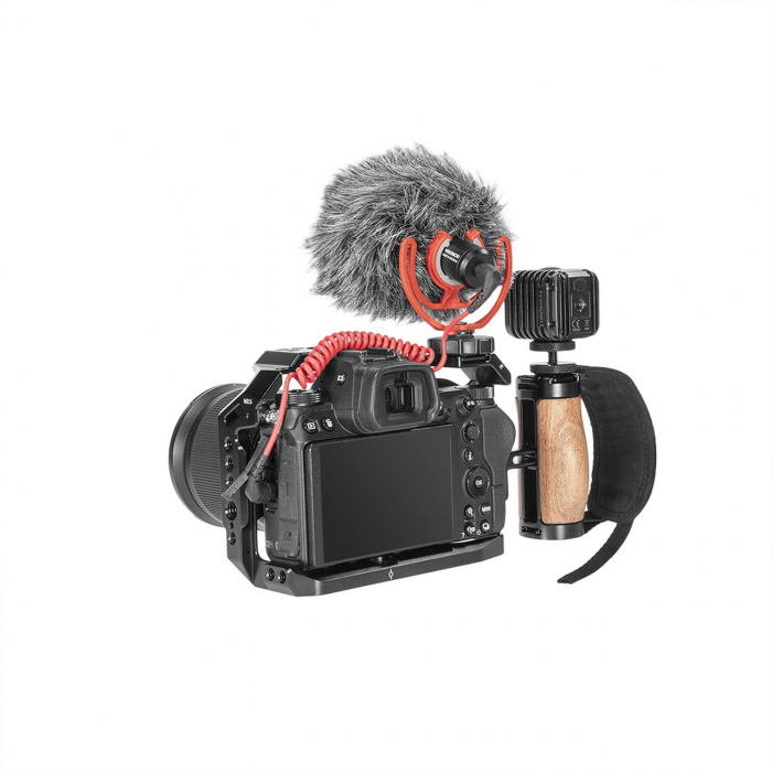 Smallrig 2914 Wooden Mini Side Handle cu Arri Style Mount [7]