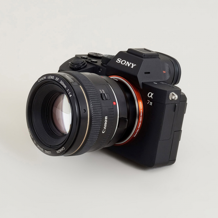 Urth Adaptor Electronic pentru Sony E compatibil cu obiectivele Canon (EF / EF-S) [4]